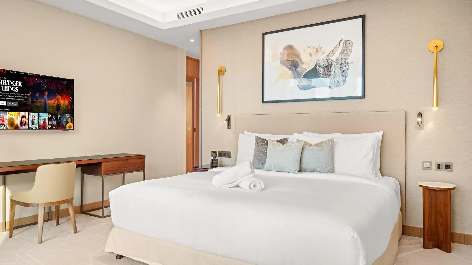 Elegant 2Br Address Opera And Walk To Dubai Mall & Burj